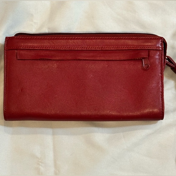 Wilsons Leather Red Zipper Close Wallet with Silver hardware - Picture 2 of 9